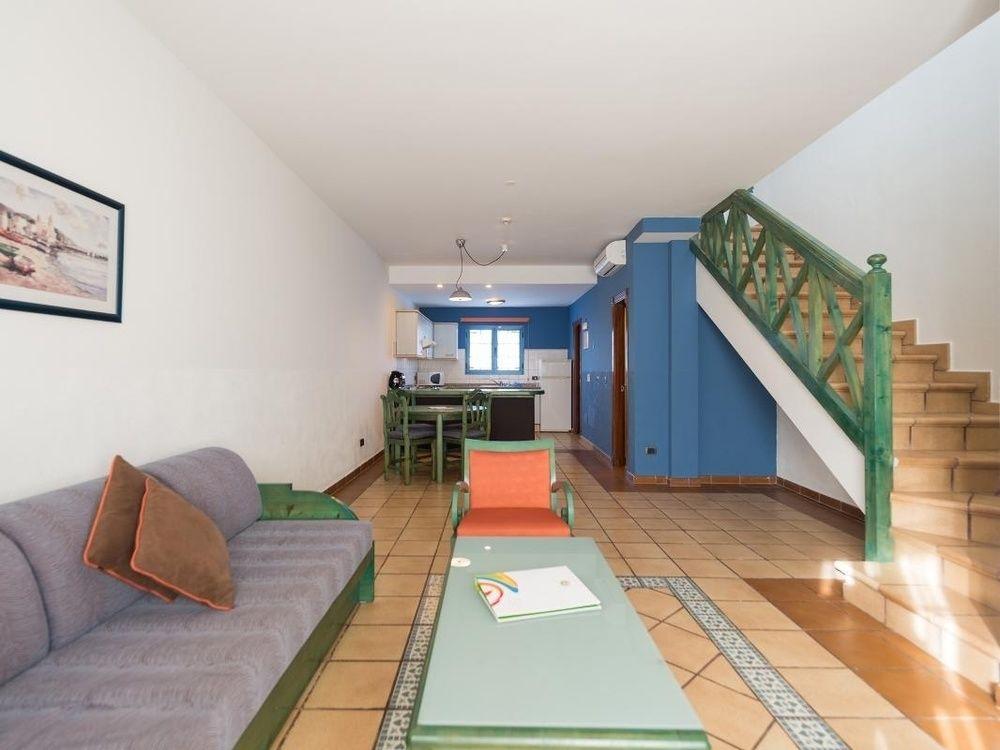 Апартаменти Hd Pueblo Marinero - Adults Only Плайя-Бланка Екстер'єр фото