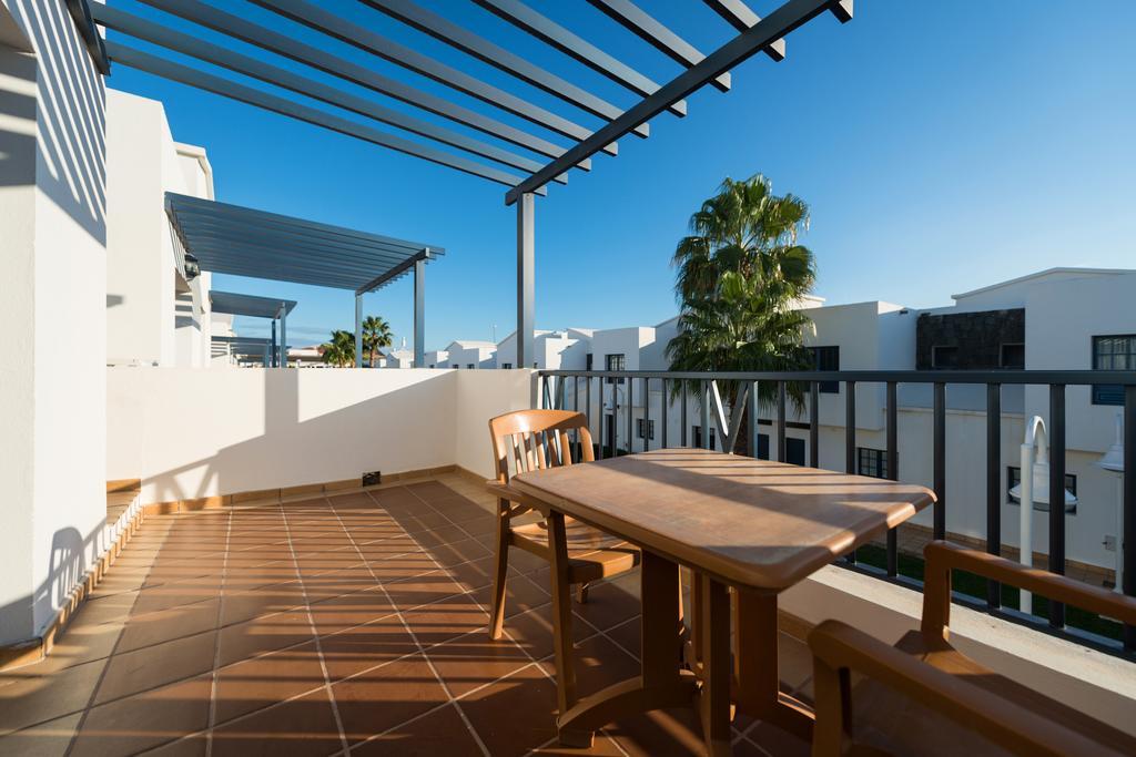 Апартаменти Hd Pueblo Marinero - Adults Only Плайя-Бланка Екстер'єр фото