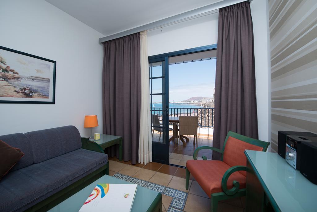 Апартаменти Hd Pueblo Marinero - Adults Only Плайя-Бланка Екстер'єр фото