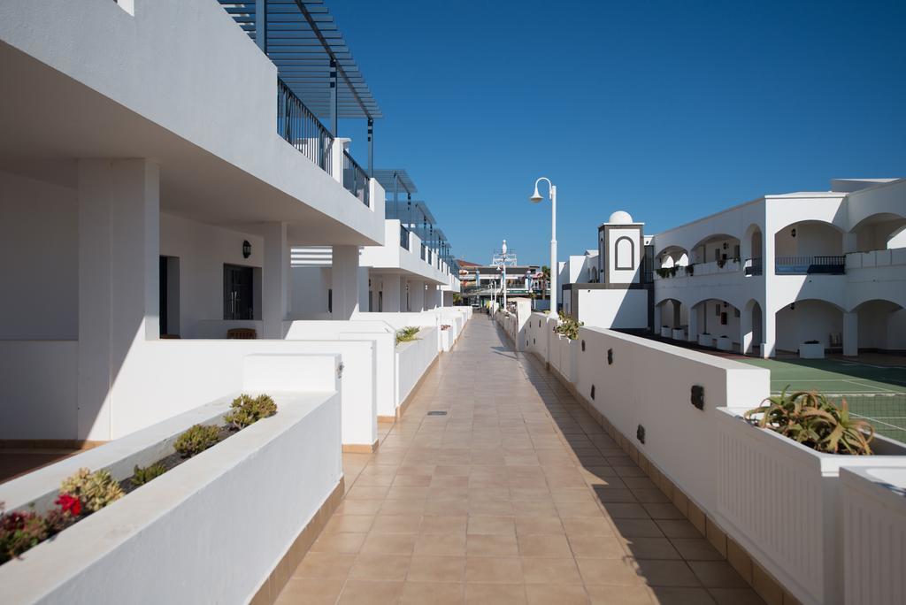 Апартаменти Hd Pueblo Marinero - Adults Only Плайя-Бланка Екстер'єр фото