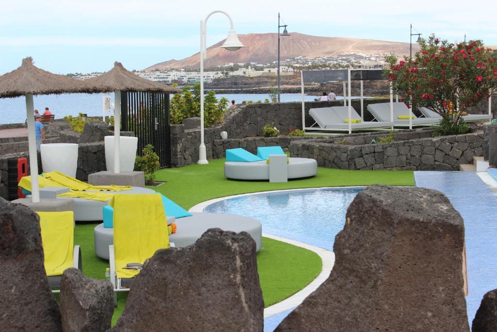 Апартаменти Hd Pueblo Marinero - Adults Only Плайя-Бланка Екстер'єр фото